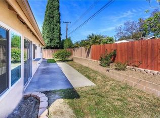 2009 W Adams St, Santa Ana, CA 92704