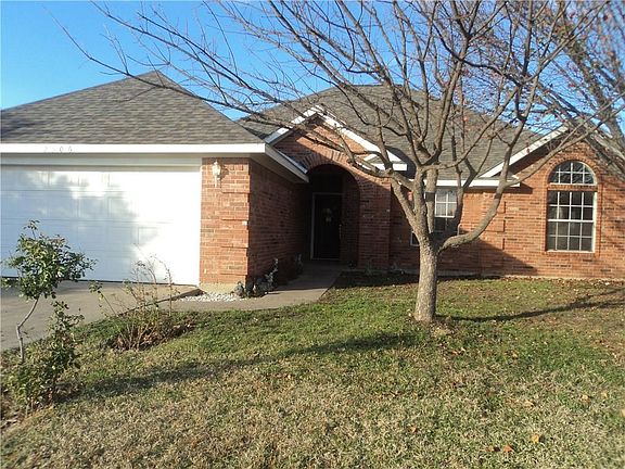 2nd image of 2506 Hillside Dr