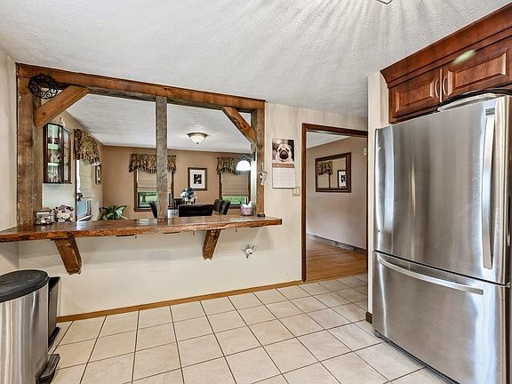 4th image of 154 Flagg Road