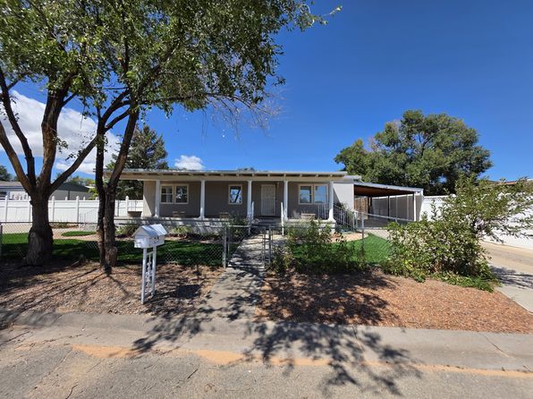 23 Ramada Way E
