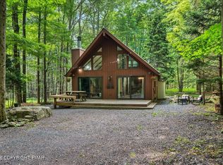 58 Sheffick Rd #E743, Gouldsboro, PA 18424