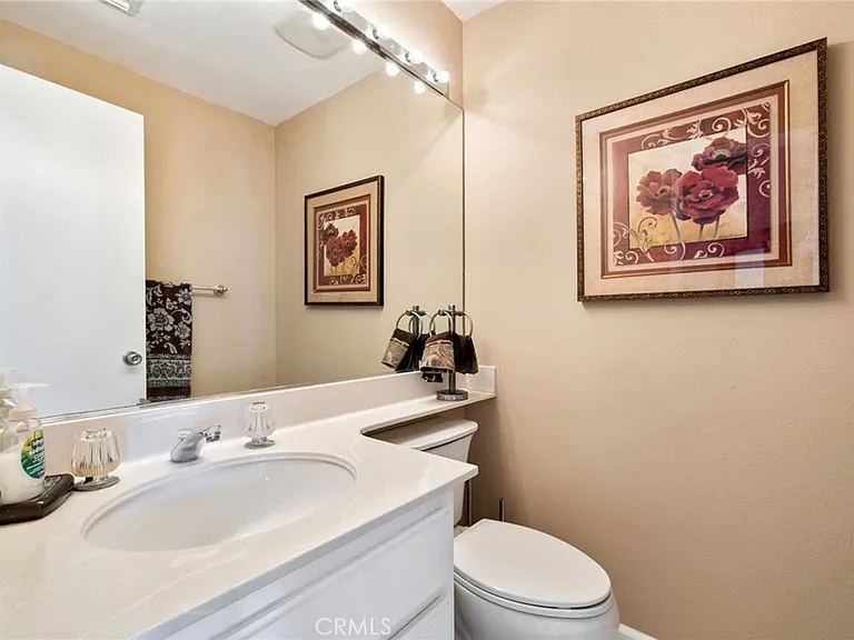 55108 Firestone — Photo 26