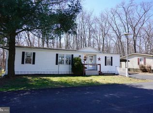 719 Dogwood Dr, Green Lane, PA 18054