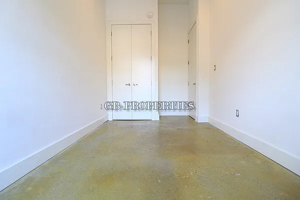 Rented by null | media 7