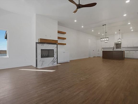 5th image of 801 N 6th St