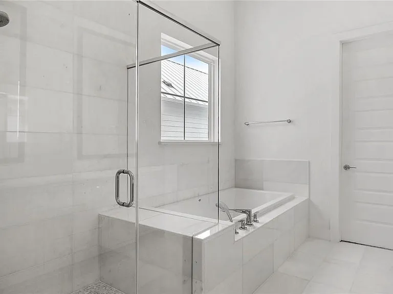 4502 Grassland Dr — Photo 23