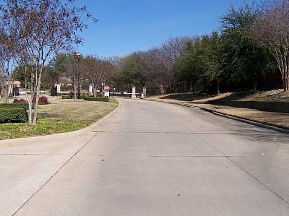 4th image of 5949 Orchard Park Dr