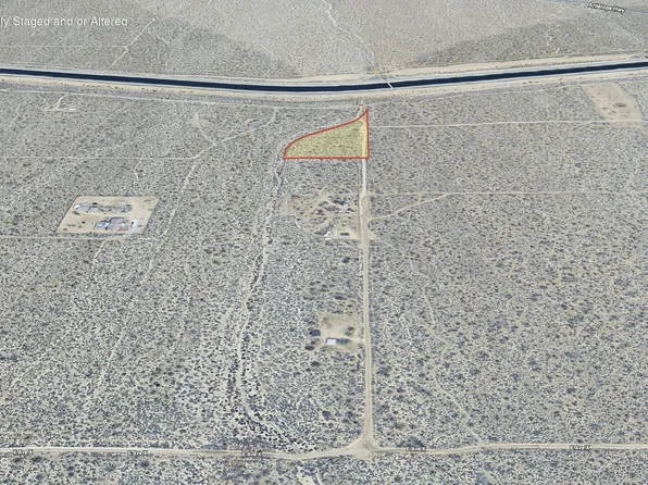 218 218th St E, Llano, CA 93544