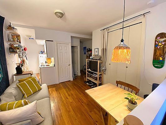 3rd image of 353 12th St APT 7