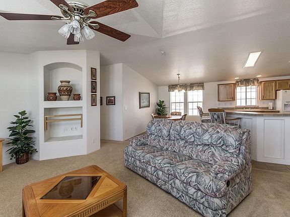 5th image of 22287 E Pinebrooke Ln