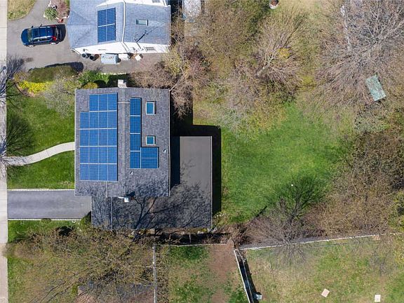 4th image of 127 Shelter Ln