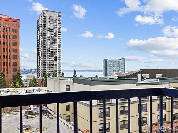 2nd image of 2100 3rd Avenue #802