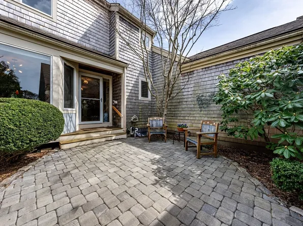 42 Kates Path #B, Yarmouth Port, MA 02675