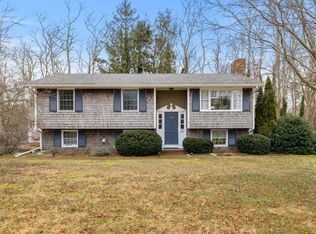 27 Beach Rd, Orleans, MA 02653