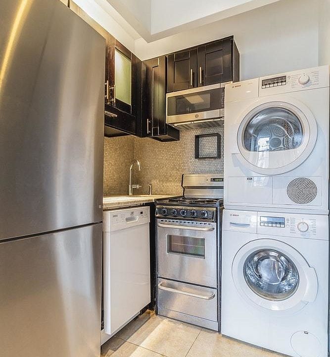 1st image of 459 W 43rd St #5BB