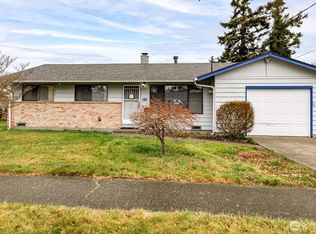 66 SW 8th Ave, Oak Harbor, WA 98277