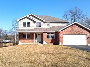 16567 Hillcrest Dr, Markham, IL 60428