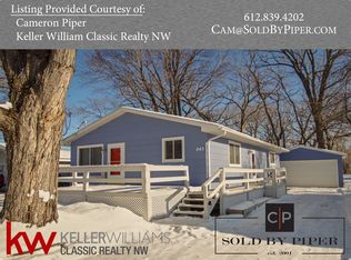 843 17th St SE, Forest Lake, MN 55025