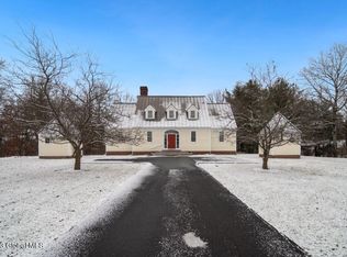 39 Shaker Bay Rd, Latham, NY 12110