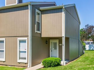 114 Harbor View Dr, Lake Saint Louis, MO 63367