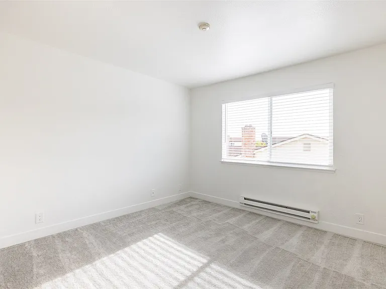 Summerhill Place Apartments — Photo 14