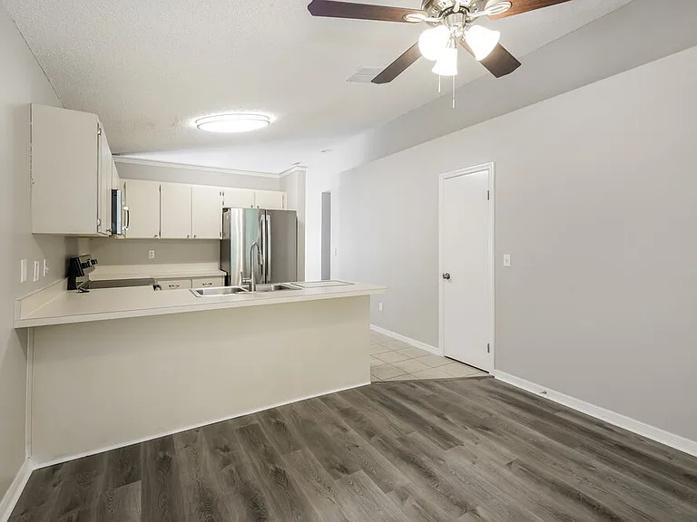 1831 Coyote Pl — Photo 7