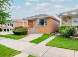 8143 S Sacramento Ave, Chicago, IL