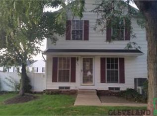 17416 Sheldon Ct #44D, Brookpark, OH 44142