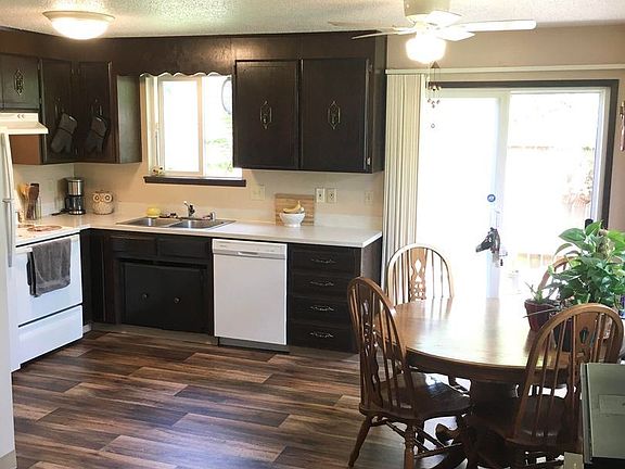 4th image of 2535 42nd Ave SE APT 7