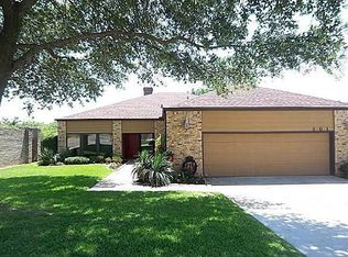 201 Oak Hill Dr, Trophy Club, TX 76262