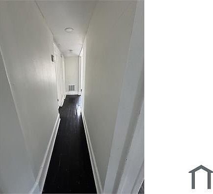 3rd image of 3033 Windsor Ave #2