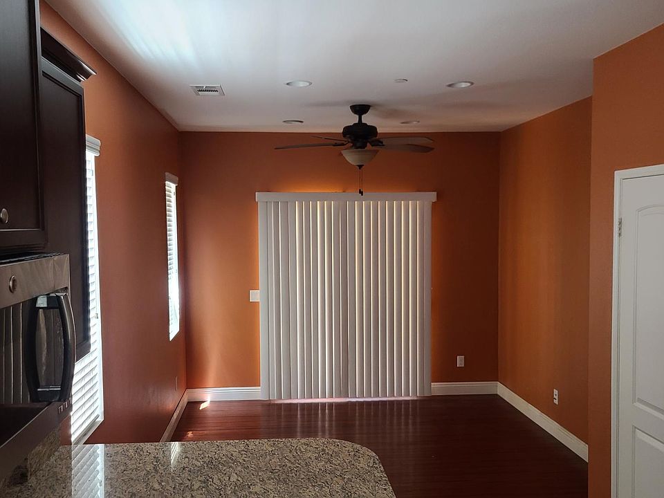 Dining Room, Kitchen counter seating