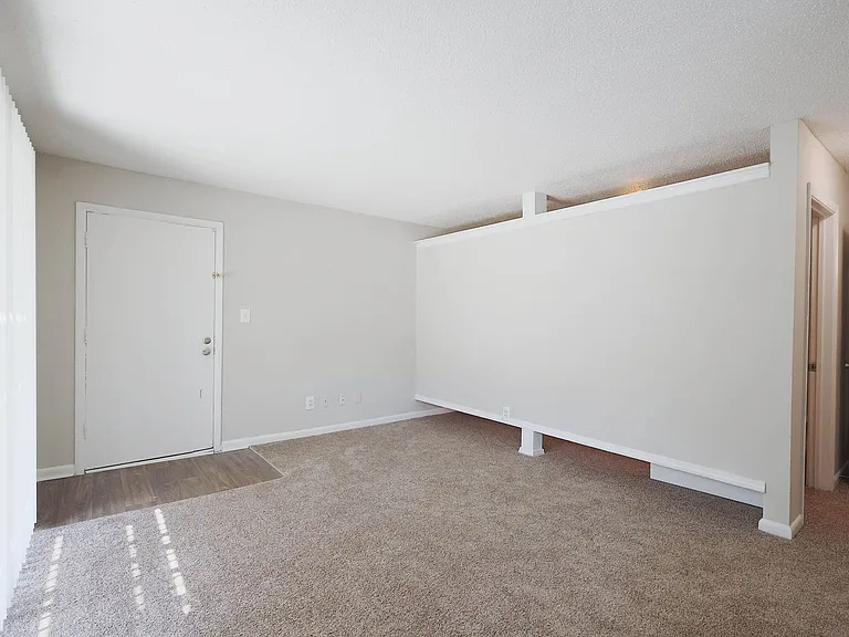 Hampton Hall | Comfort, Convenience, & Community All In One — Photo 133