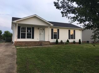 310 Cranklen Cir, Clarksville, TN 37042
