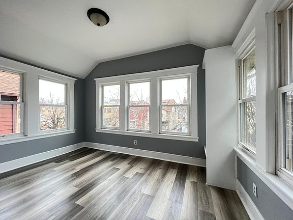 5th image of 185 N Munn Ave Floor 3