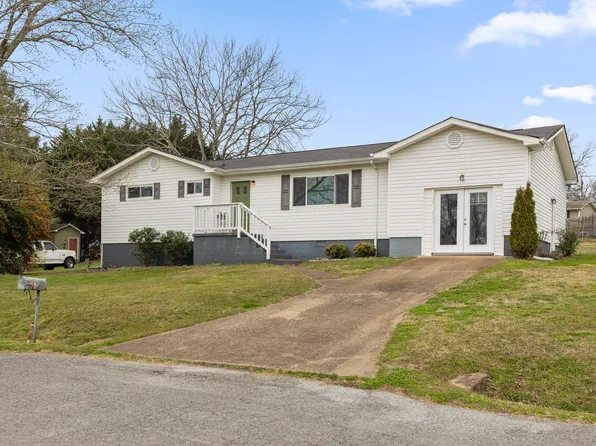 45 Virginia Ave, Rossville, GA 30741