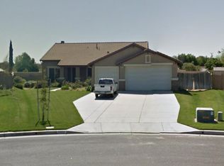 9802 Berkshire Dr, Riverside, CA 92509