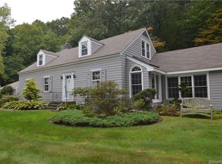 33 Central Rd, Middlebury, CT 06762