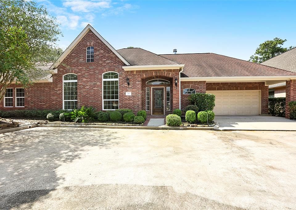 1st image of 65 Champion Villa Dr
