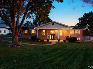 693 Boulevard De Cannes, Edwardsville, IL 62025