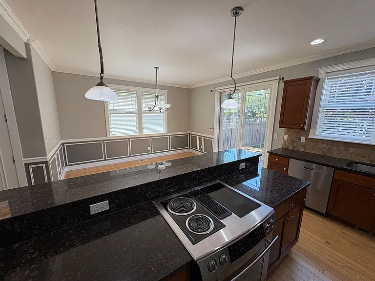 2504 Fir Crest Blvd — Photo 14