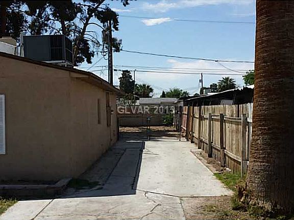 2nd image of 1114 Jessica Ave