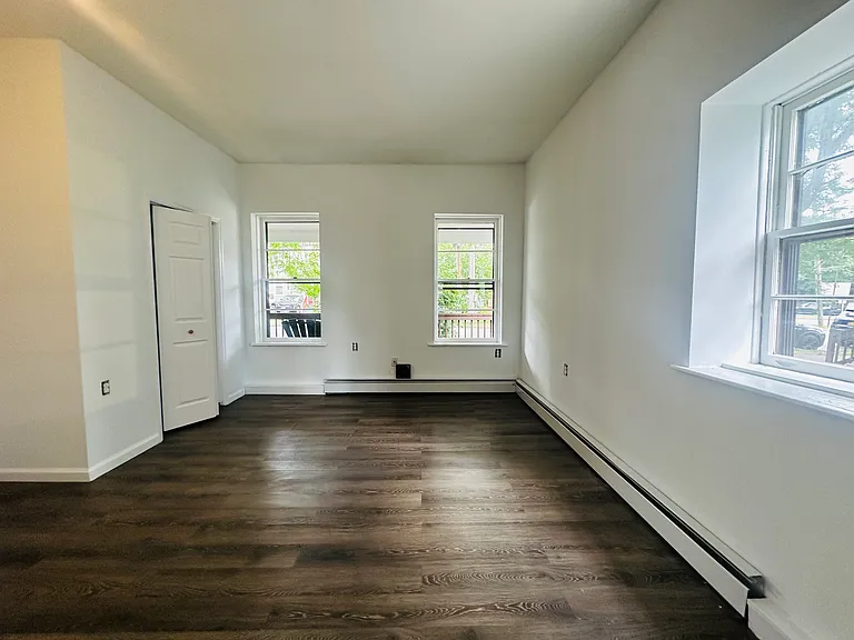 82 Garden St #1 — Photo 2