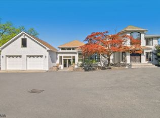668 Montgomery Rd, Hillsborough, NJ