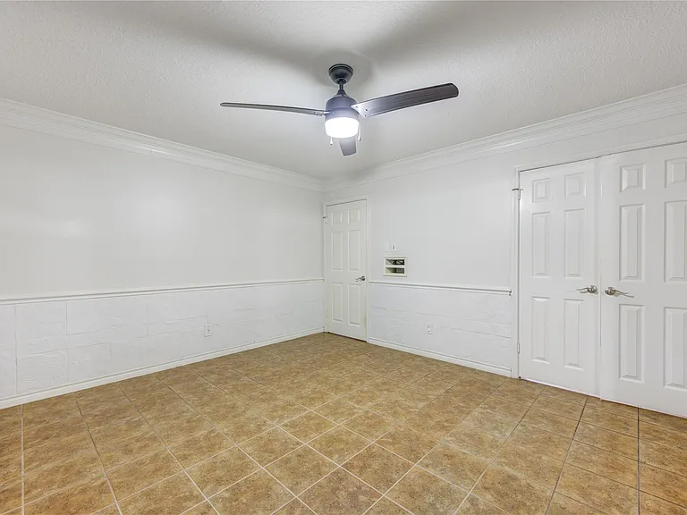 21450 Park Post Ln — Photo 36