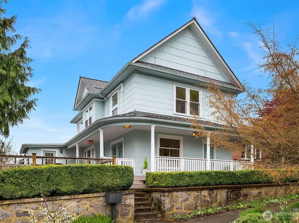 919 N 77th Street, Seattle, WA 98103