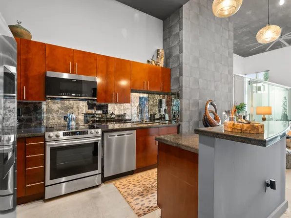 300 S Australian Avenue #103, West Palm Beach, FL 33401