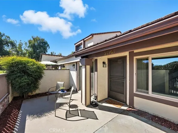 25705 Player Dr, Santa Clarita, CA 91355