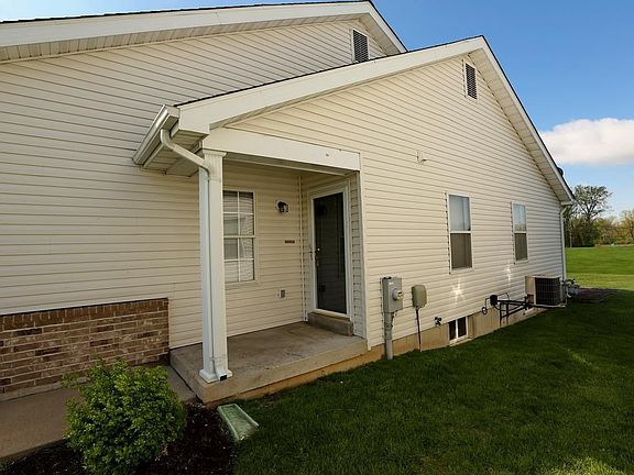 2nd image of 35 Jost Villa Dr