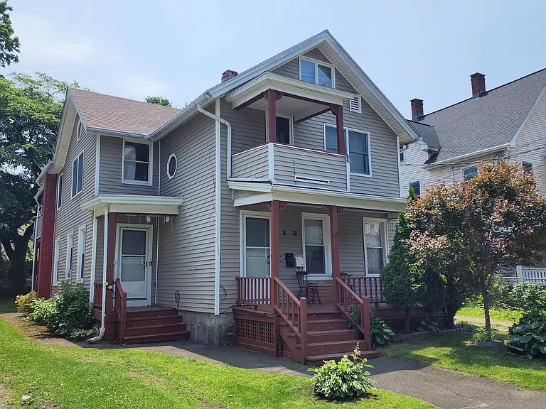 19-21 Jackson St #2 — Photo 16